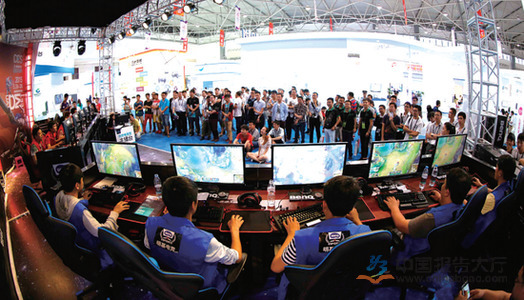 费尔南德斯 费尔南德斯