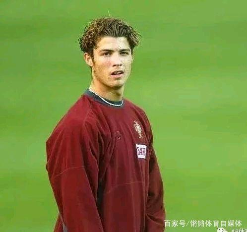 据队内人员 据队内人员