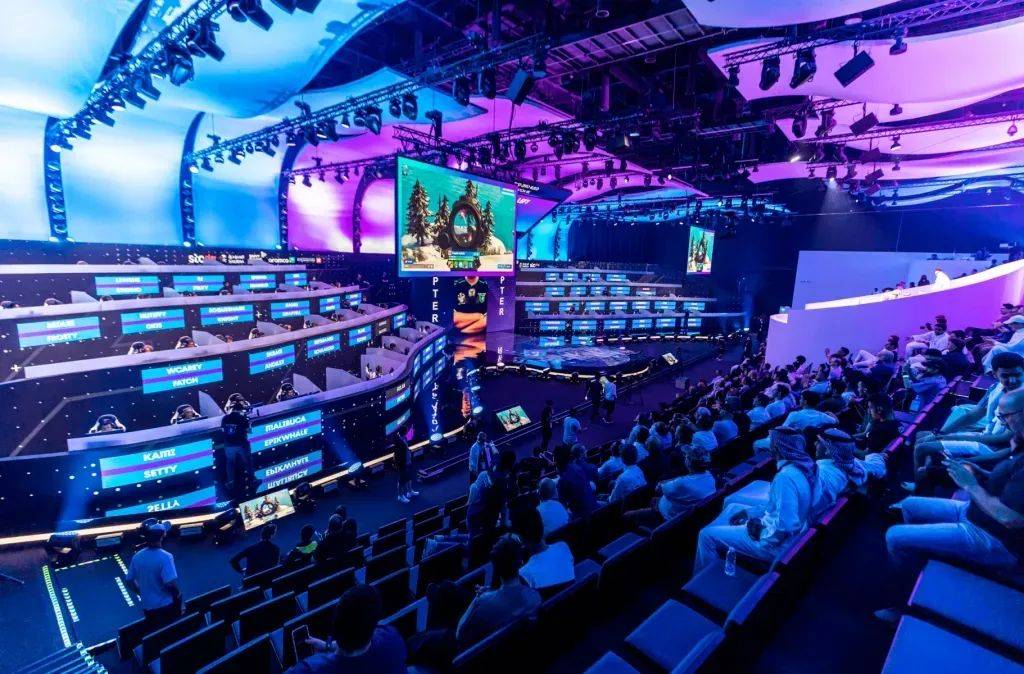 迪等球员来 迪等球员来