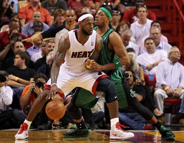 他们凭借稳 他们凭借稳